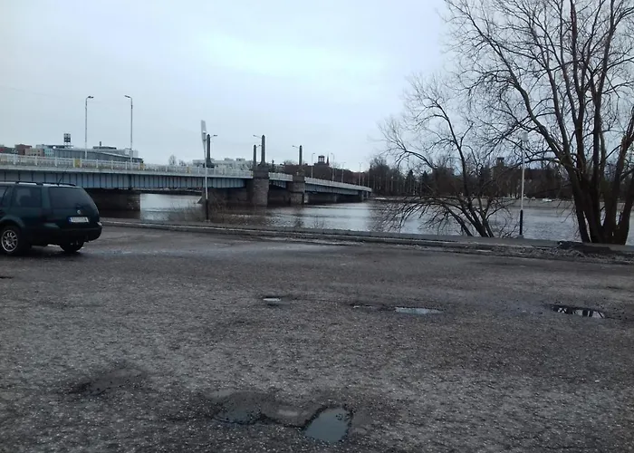 Suur-joekalda 10, Pärnu